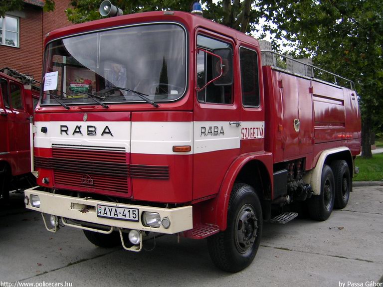 Rába, Szigetvári Hivatásos Önkormányzati Tûzoltóság, fotó: Passa Gábor
Keywords: HÖT tûzoltóautó magyar Magyarország tûzoltó tûzoltóság AYA-415 fire firetruck Hungary hungarian