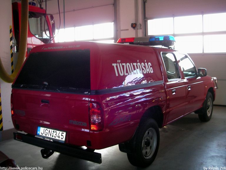 Mazda B2500, Nagykátai Hivatásos Önkormányzati Tûzoltóság, fotó: Répás Zoli
Keywords: tûzoltóautó HÖT magyar Magyarország tûzoltó tûzoltóság JGN-345 fire firetruck Hungary hungarian