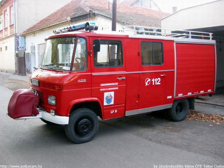 Mercedes 408 LF, Jászárokszállási Önkéntes Tûzoltó Egyesület, fotó: Tekse Csaba
Keywords: tûzoltó tûzoltóság tûzoltóautó ÖTE magyar Magyarország JXY-160 hungarian Hungary fire firetruck