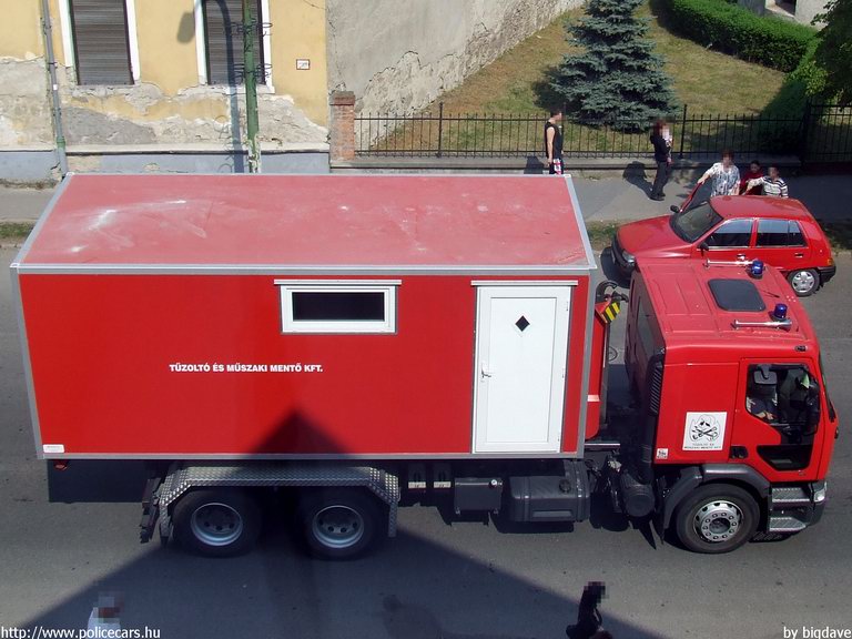 Renault, Tiszaújváros, Tûzoltó és Mûszaki Mentõ Kft., fotó: bigdave
Keywords: tûzoltóautó létesítményi tûzoltóság