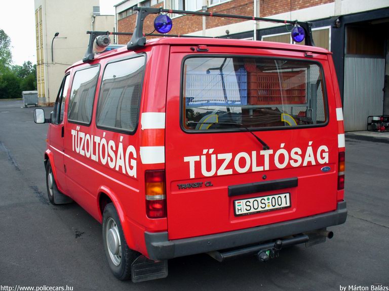 Ford Transit, Kazincbarcikai Hivatásos Önkormányzati Tûzoltóság, fotó: Márton Balázs
Keywords: tûzoltóautó HÖT magyar Magyarország tûzoltó tûzoltóság SOS-001 fire firetruck Hungary hungarian