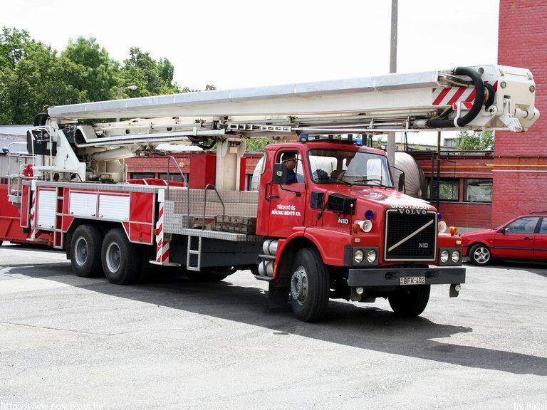 Volvo, Tiszaújváros, Tûzoltó és Mûszaki Mentõ Kft., fotó: Bazsi
Keywords: tûzoltóautó létesítményi tûzoltóság