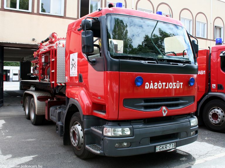 Renault, Tiszaújváros, Tûzoltó és Mûszaki Mentõ Kft., fotó: Bazsi
Keywords: tûzoltóautó létesítményi tûzoltóság