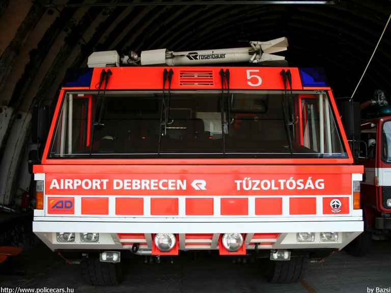 Rosenbauer Simba, Debrecen Airport, fotó: Bazsi
Keywords: tûzoltóautó létesítményi tûzoltóság