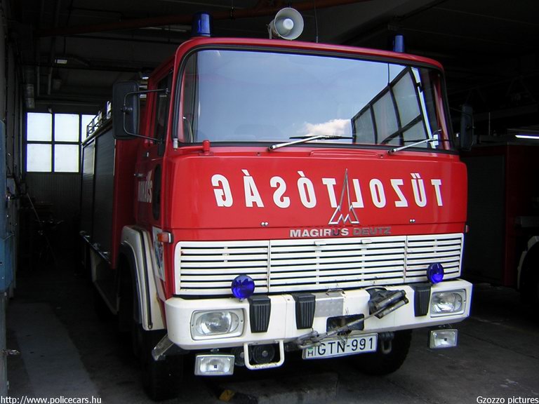Magirus Deutz, Mohácsi Hivatásos Önkormányzati Tûzoltóság, fotó: Gzozzo pictures
Keywords: tûzoltóautó HÖT magyar Magyarország tûzoltó tûzoltóság GTN-991 fire firetruck Hungary hungarian