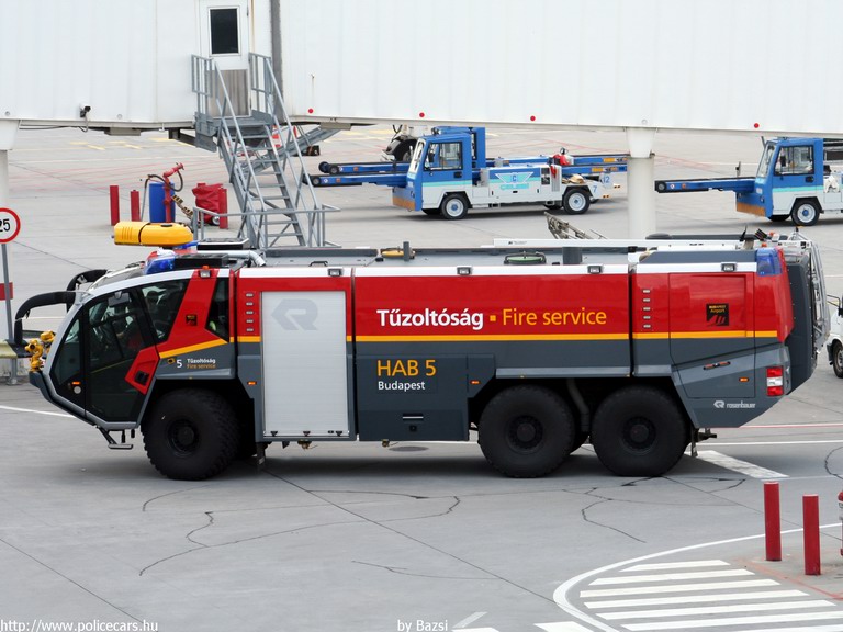 Rosenbauer Panther, Budapest Airport (Ferihegy) Repülõtéri Tûzoltóság, fotó: Bazsi
Keywords: tûzoltóautó létesítményi