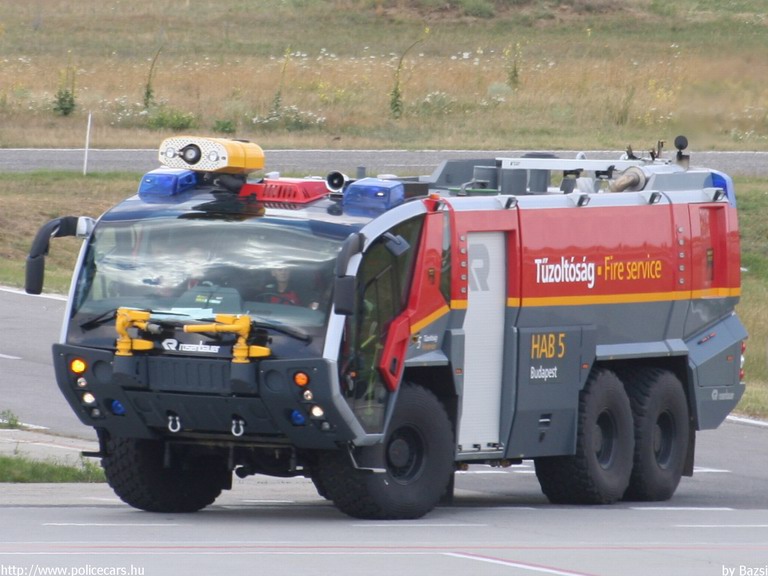 Rosenbauer Panther, Budapest Airport (Ferihegy) Repülõtéri Tûzoltóság, fotó: Bazsi
Keywords: tûzoltóautó létesítményi