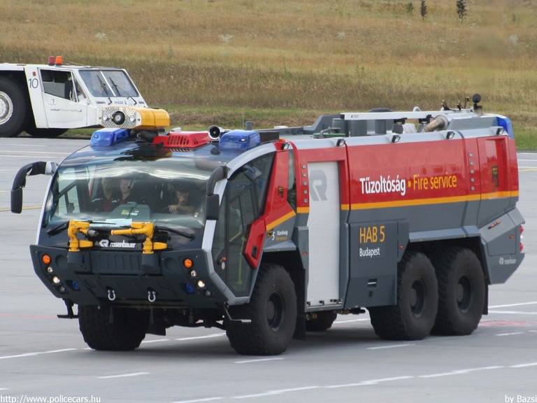 Rosenbauer Panther, Budapest Airport (Ferihegy) Repülõtéri Tûzoltóság, fotó: Bazsi
Keywords: tûzoltóautó létesítményi
