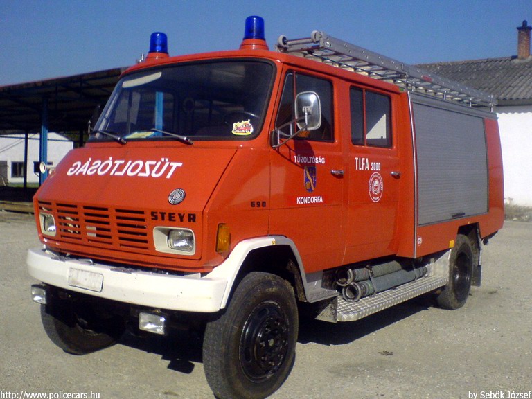 Steyr 690 TLFA, Kondorfai Önkéntes Tûzoltó Egyesület, fotó: Sebõk József
Keywords: ÖTE tûzoltóautó tûzoltóság hungarian Hungary fire firetruck magyar Magyarország tûzoltó tûzoltóság
