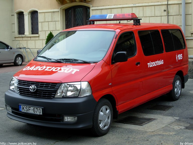Toyota Hiace, Szombathelyi Hivatásos Önkormányzati Tûzoltóság, fotó: dénes
Keywords: HÖT tûzoltóautó magyar Magyarország tûzoltó tûzoltóság KSF-670 fire firetruck Hungary hungarian