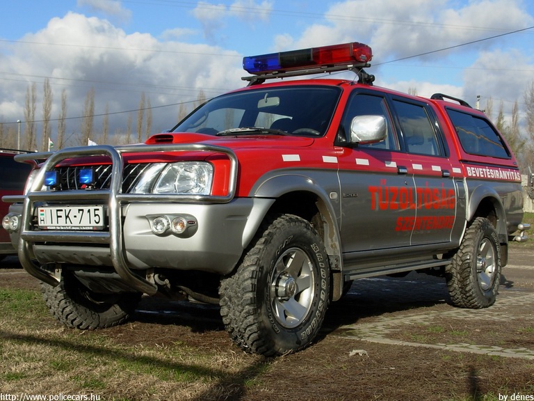 Mitsubishi L200, Hivatásos Önkormányzati Tûzoltóság Szentendre, fotó: dénes
Keywords: tûzoltóautó HÖT magyar Magyarország tûzoltó tûzoltóság IFK-715 fire firetruck Hungary hungarian