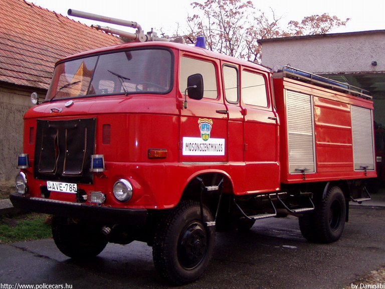 Ifa, Mosonszentmiklósi Önkéntes Tûzoltó Egyesület, fotó: Danigabi
Keywords: tûzoltóság tûzoltóautó ÖTE AVE-785 hungarian Hungary fire firetruck magyar Magyarország tûzoltó tûzoltóság