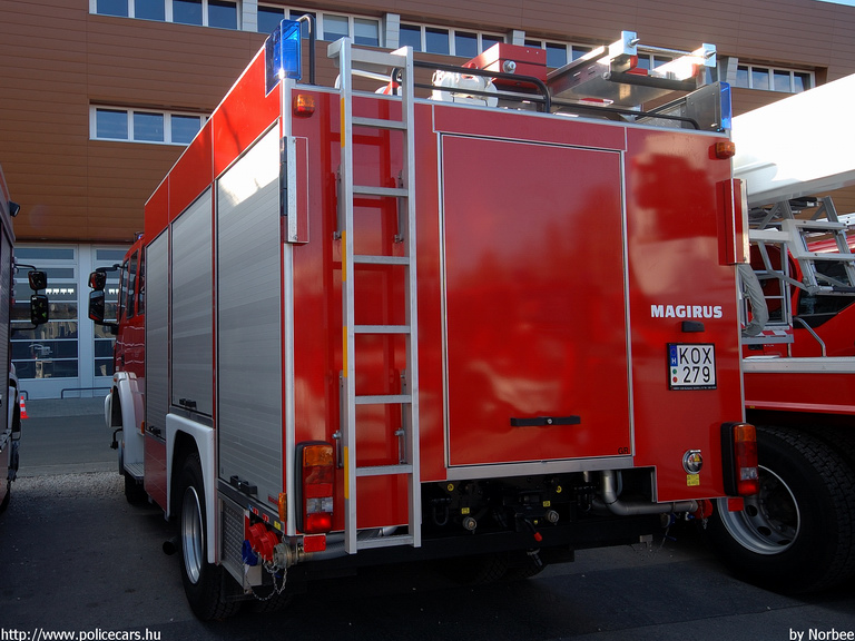 Iveco, fotó: Norbee
Keywords: tûzoltóautó tûzoltó HÖT ÖT tûzoltóság magyar Magyarország KOX-279 fire firetruck Hungary hungarian