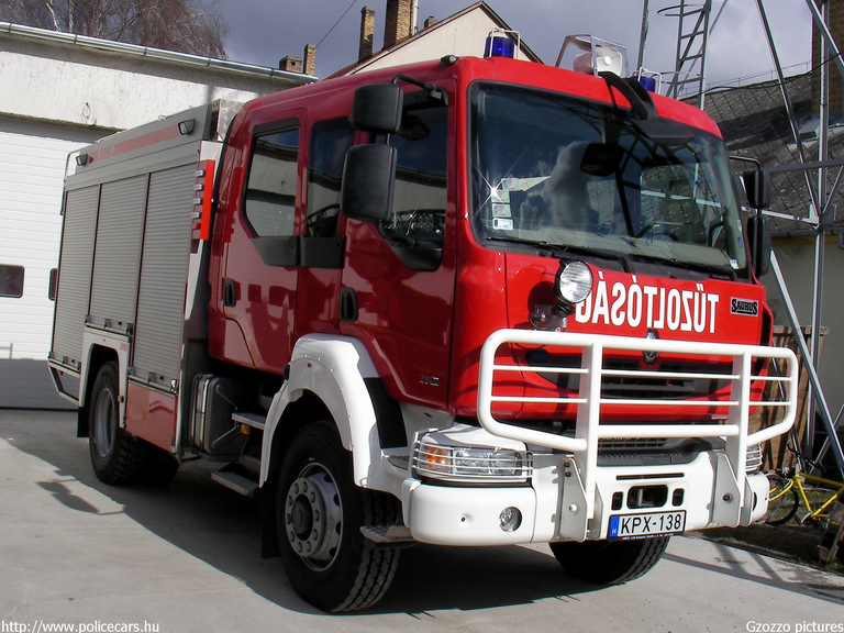 Renault, Zalaszentgróti Önkéntes Tûzoltóság, fotó: Gzozzo pictures
Keywords: tûzoltóautó tûzoltó ÖT tûzoltóság magyar Magyarország KPX-138 fire firetruck Hungary hungarian