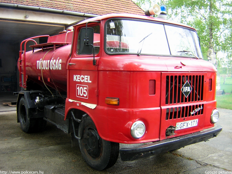 Ifa, Keceli Önkéntes Tûzoltóság, fotó: Gzozzo pictures
Keywords: tûzoltóautó tûzoltó ÖT tûzoltóság magyar Magyarország GFX-171 fire firetruck Hungary hungarian