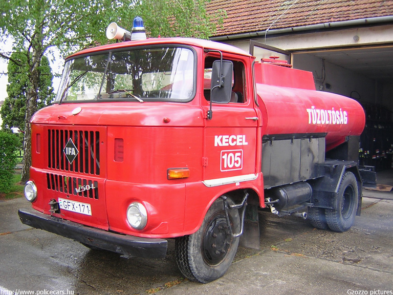 Ifa, Keceli Önkéntes Tûzoltóság, fotó: Gzozzo pictures
Keywords: tûzoltóautó tûzoltó ÖT tûzoltóság magyar Magyarország GFX-171 fire firetruck Hungary hungarian