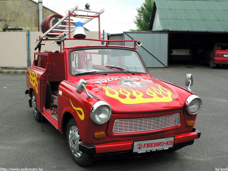 Trabant, Kisvárdai Hivatásos Önkormányzati Tûzoltóság, fotó: korij
Keywords: tûzoltóautó tûzoltó HÖT tûzoltóság magyar Magyarország  fire firetruck Hungary hungarian