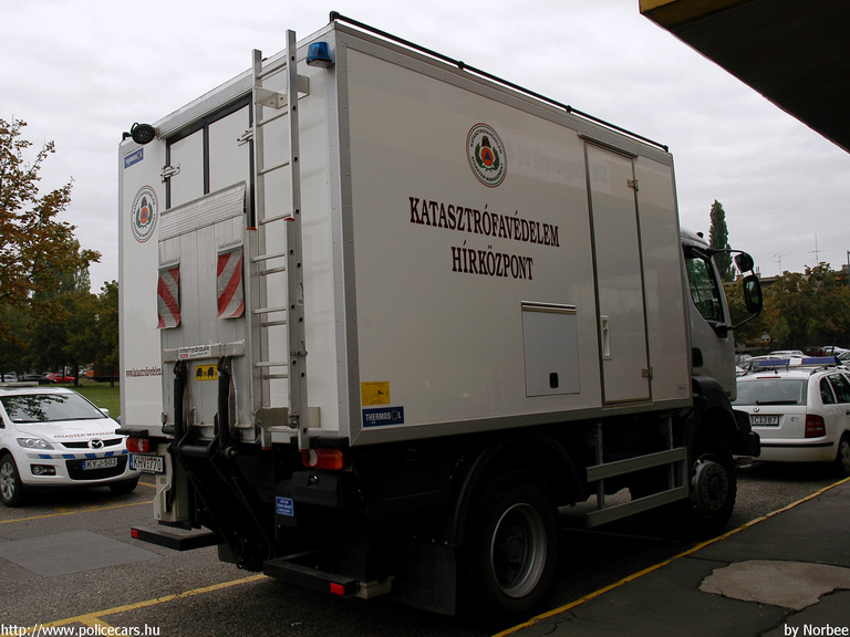 Renault Midlum 220 dCi 4x4, Országos Katasztrófavédelmi Fõigazgatóság, fotó: Norbee
Keywords: tûzoltóautó katasztrófavédelem magyar Magyarország KHV-770