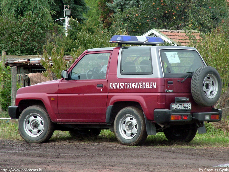Daihatsu Feroza, Csongrád Megyei Katasztrófavédelmi Igazgatóság, fotó: Szemlits Gyula
Keywords: tûzoltóautó katasztrófavédelem magyar Magyarország GKT-449