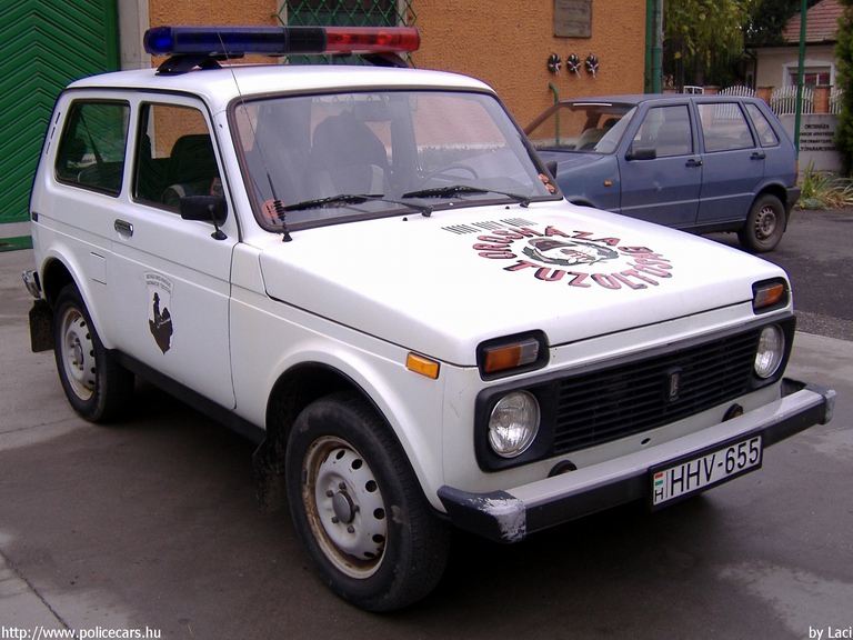 Lada Niva, Orosházi Hivatásos Önkormányzati Tûzoltóság, fotó: Laci
Keywords: tûzoltóautó tûzoltó HÖT tûzoltóság orosháza magyar Magyarország HHV-655 fire firetruck Hungary hungarian