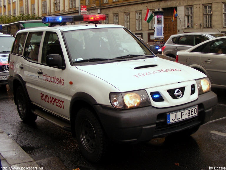 Nissan Terrano, Fõvárosi Tûzoltóparancsnokság, fotó: Bbazsa
Keywords: tûzoltóautó tûzoltó HÖT tûzoltóság magyar Magyarország JLF-860 fire firetruck Hungary hungarian