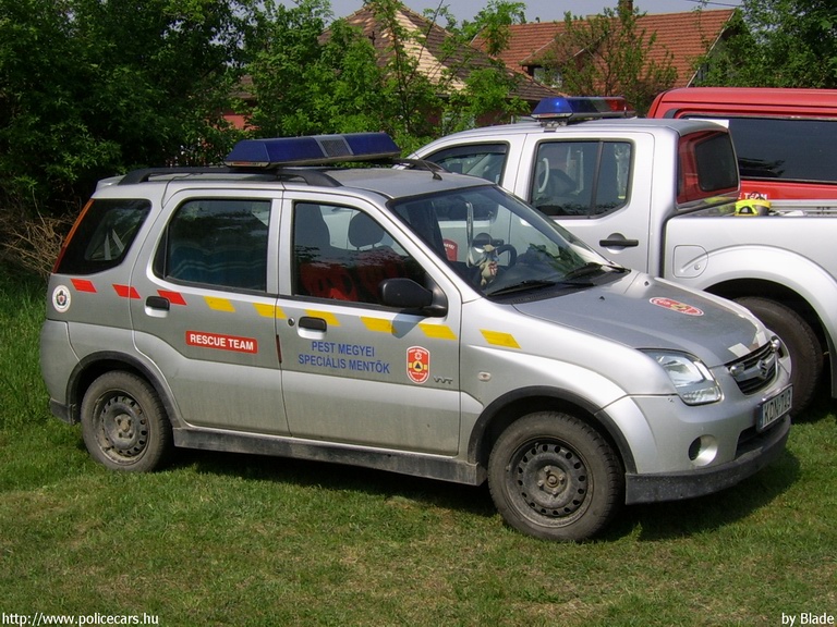 Suzuki Ignis, Pest Megyei Speciális Mentõk, fotó: Blade
Keywords: speciális mentők tûzoltóautó