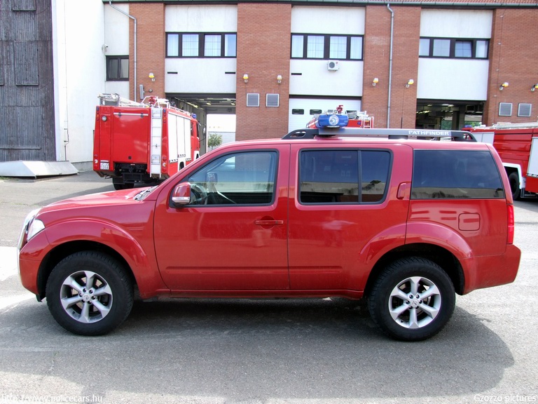 Nissan Pathfinder, Paksi Atomerõmû Rt., nukleáris balesetelhárítás, fotó: Gzozzo pictures
Keywords: tûzoltóautó tûzoltó létesítményi tûzoltóság