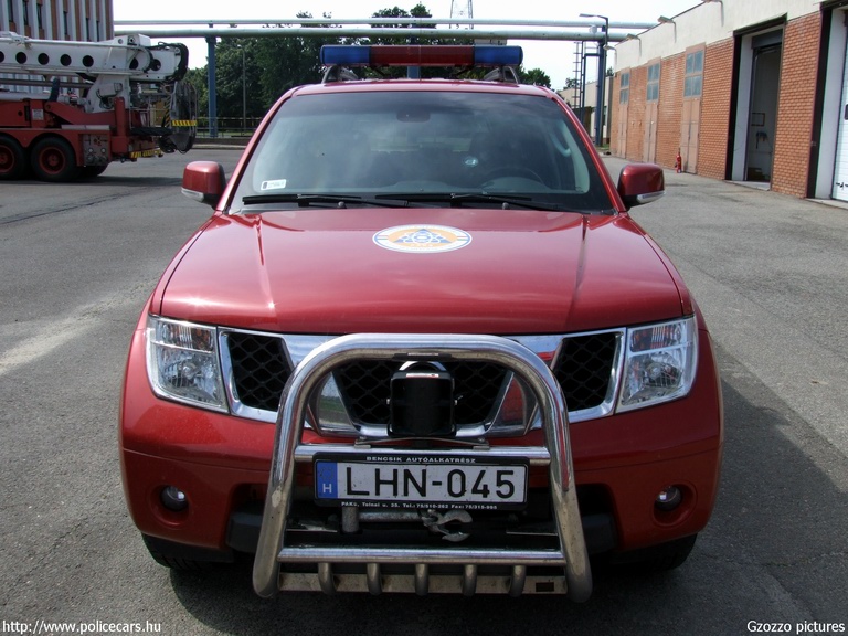 Nissan Pathfinder, Paksi Atomerõmû Rt., nukleáris balesetelhárítás, fotó: Gzozzo pictures
Keywords: tûzoltóautó tûzoltó létesítményi tûzoltóság
