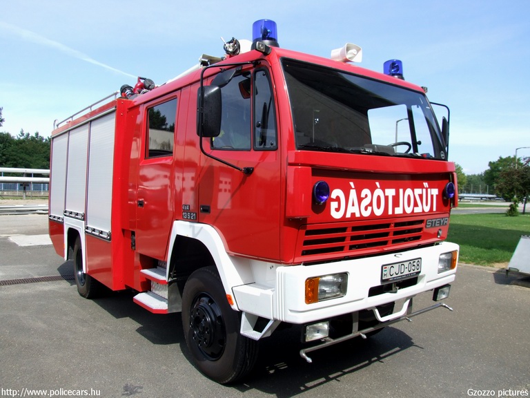 Steyr 13S21 Rosenbauer TLF-2000, [url=http://www.atomix.hu/atu/bemutat.htm]Atomix Kft. Paksi Atomerõmû Tûzoltóság[/url], fotó: Gzozzo pictures
Keywords: tûzoltóautó tûzoltó létesítményi tûzoltóság