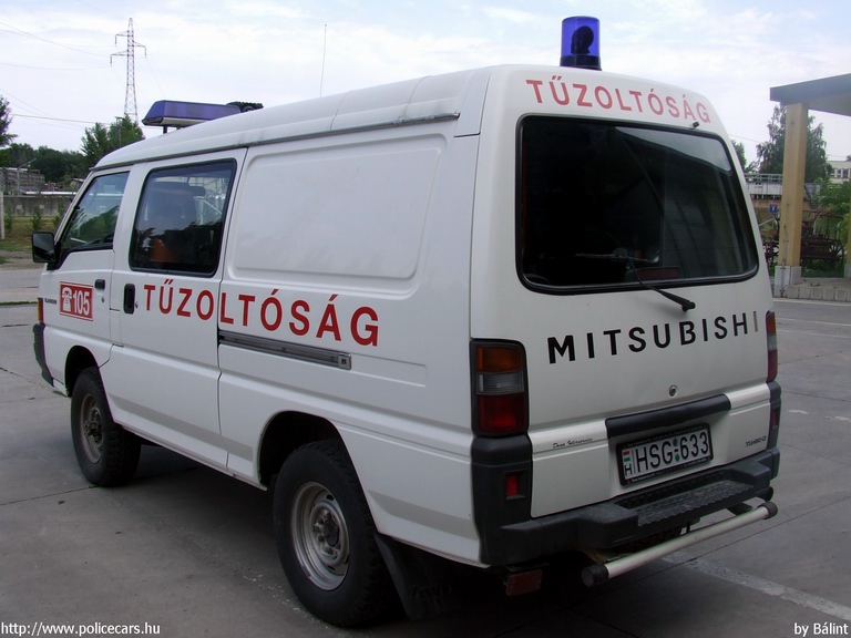 Mitsubishi L300, Szentendrei Hivatásos Önkormányzati Tûzoltóság, fotó: Bálint
Keywords: tûzoltóautó tûzoltó HÖT ÖT tûzoltóság magyar Magyarország HSG-633 fire firetruck Hungary hungarian