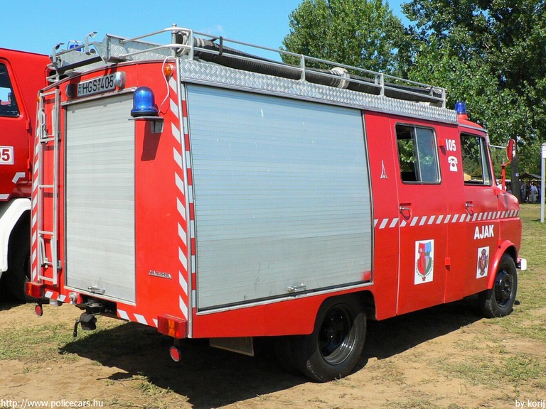 Opel Blitz, Ajaki Önkéntes Tûzoltó Egyesület, fotó: korij
Keywords: tûzoltóautó ÖTE tûzoltóság tûzoltó HGS-405 hungarian Hungary fire firetruck magyar Magyarország