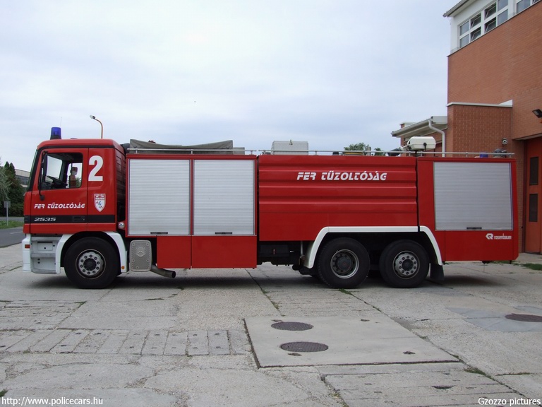 Mercedes Actros 2535, [url=http://www.fer.hu/]FER Tûzoltóság[/url], Százhalombatta, fotó: Gzozzo pictures
Keywords: tûzoltóautó tûzoltó létesítményi tûzoltóság GOZ-168