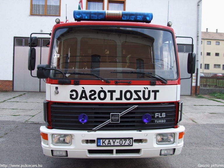 Volvo, [url=http://bonyhadote.extra.hu/]Bonyhádi Önkéntes Tûzoltó Egyesület[/url], fotó: Gzozzo pictures
Keywords: tûzoltóautó ÖTE tûzoltóság tûzoltó KAY-073 hungarian Hungary fire firetruck magyar Magyarország