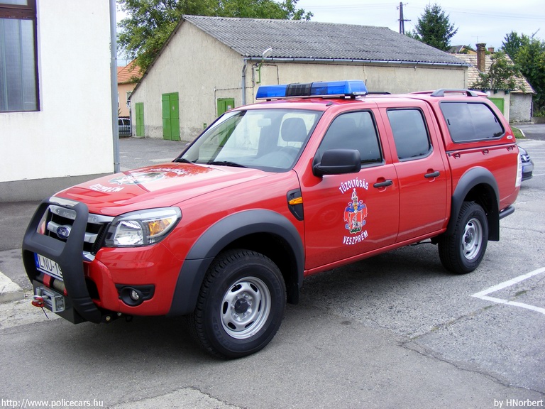 Ford Ranger, Veszprémi Hivatásos Önkormányzati Tûzoltóság, fotó: HNorbert
Keywords: tûzoltó tûzoltóautó HÖT magyar Magyarország LNU-198 fire firetruck Hungary hungarian
