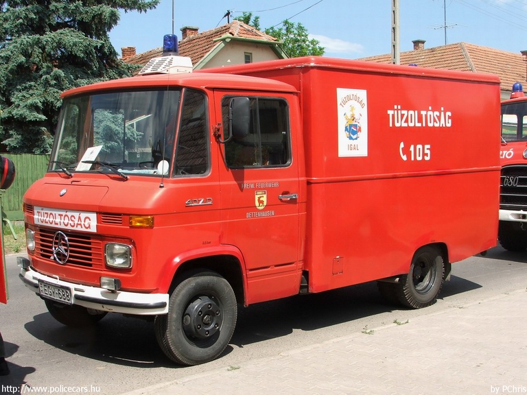 Mercedes-Benz 407D, Önkéntes Tûzoltó Egyesület Igal, fotó: PChris
Keywords: tûzoltóautó ÖTE tûzoltóság tûzoltó EGY-688 hungarian Hungary fire firetruck magyar Magyarország
