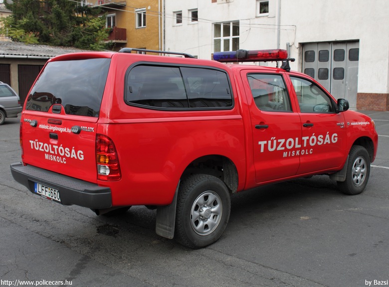Toyota Hilux, Hivatásos Önkormányzati Tûzoltóság Miskolc, fotó: Bazsi
Keywords: tûzoltóautó tûzoltó HÖT tûzoltóság magyar Magyarország LFF-660 fire firetruck Hungary hungarian