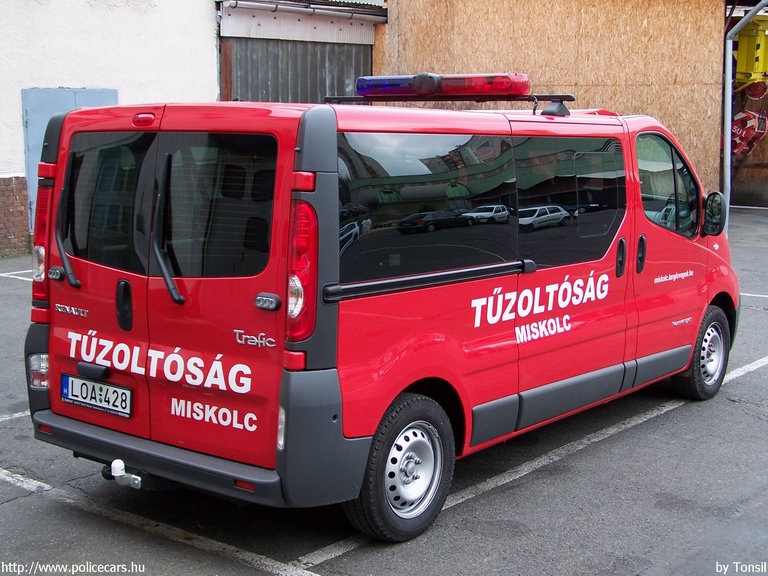Renault Trafic, Hivatásos Önkormányzati Tûzoltóság Miskolc, fotó: Tonsil
Keywords: tûzoltóautó tûzoltó HÖT tûzoltóság magyar Magyarország LOA-428 fire firetruck Hungary hungarian