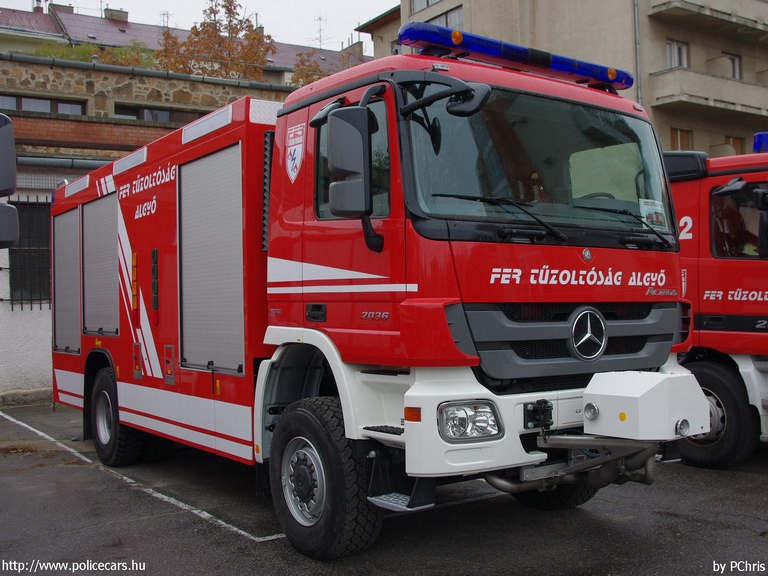 Mercedes-Benz Actros 2036, FER Tûzoltóság Algyõ, fotó: PChris
Keywords: tûzoltóautó tûzoltó létesítményi tûzoltóság