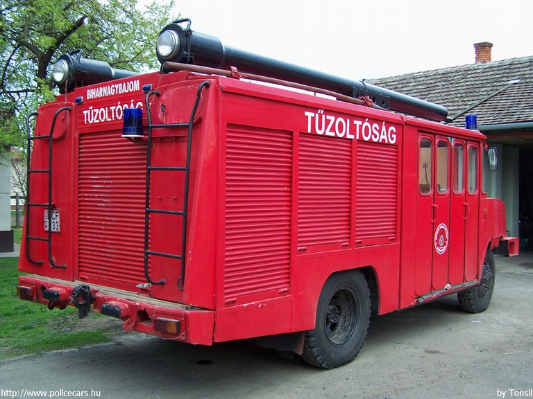 Ikarus 526, Biharnagybajomi Önkéntes Tûzoltó Egyesület, fotó: Tonsil
Keywords: tûzoltó tûzoltóautó tûzoltóság Magyarország magyar ÖTE BCF-533 hungarian Hungary fire firetruck