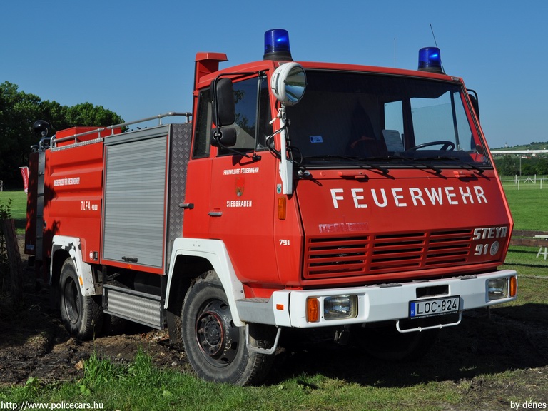 STEYR 791, Kõszegszerdahelyi Önkéntes Tûzoltó Egyesület, fotó: dénes
Keywords: tûzoltóautó tûzoltó ÖTE tûzoltóság magyar Magyarország LOC-824 hungarian Hungary fire firetruck