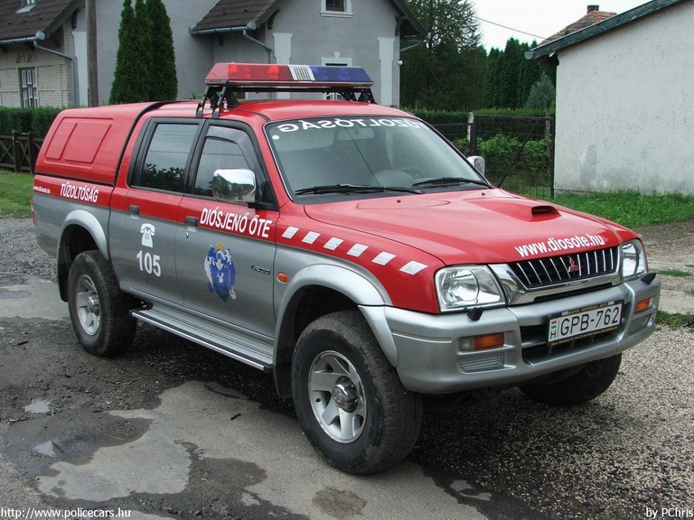 Mitsubishi L200, Diósjenõi Önkéntes Tûzoltó Egyesület, fotó: PChris
Keywords: tûzoltóautó tûzoltó ÖTE tûzoltóság magyar Magyarország GPB-762 hungarian Hungary fire firetruck