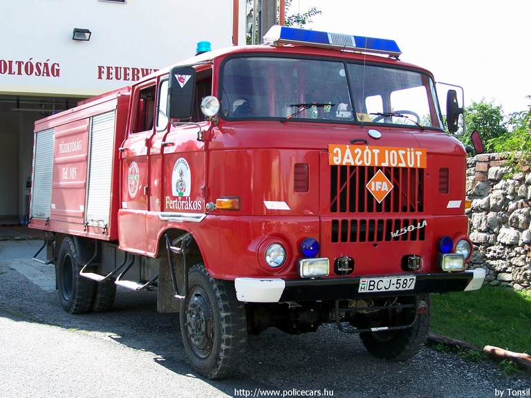 IFA W50LA, Fertõrákosi Önkéntes Tûzoltó Egyesület, fotó: Tonsil
Keywords: tûzoltóautó tûzoltó ÖTE tûzoltóság magyar Magyarország BCJ-587 hungarian Hungary fire firetruck