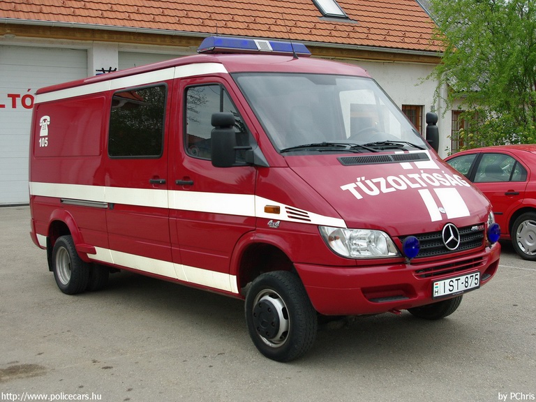 Mercedes-Benz Sprinter 411 CDi 4x4, Budaörsi Önkéntes Tûzoltó Egyesület, fotó: PChris
Keywords: tûzoltó tûzoltóság tûzoltóautó ÖTE magyar Magyarország IST-875 hungarian Hungary fire firetruck