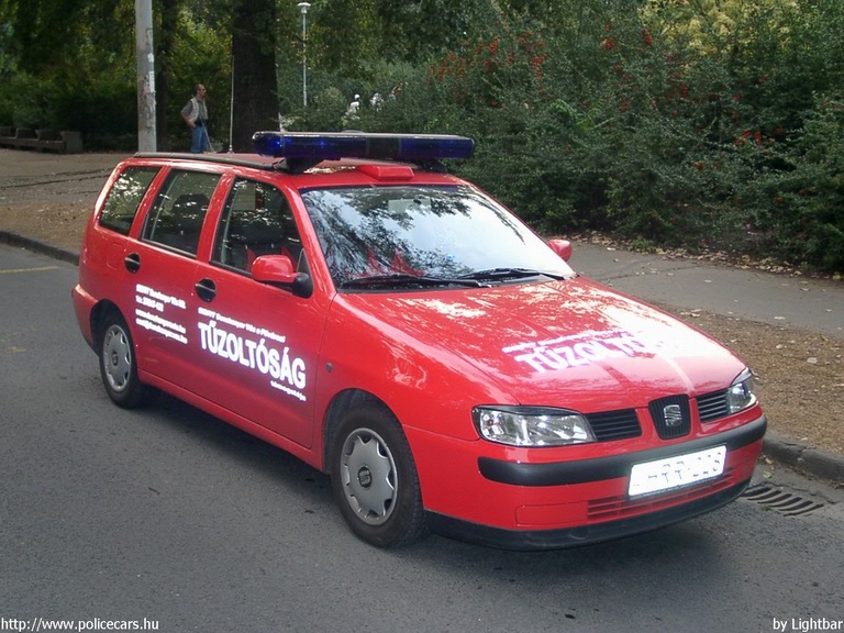 Seat Cordoba Vario, Budapest, Fõvárosi Tûzoltóparancsnokság, fotó: Lightbar
Keywords: tûzoltó tûzoltóság tûzoltóautó magyar Magyarország HÖT fire firetruck Hungary hungarian