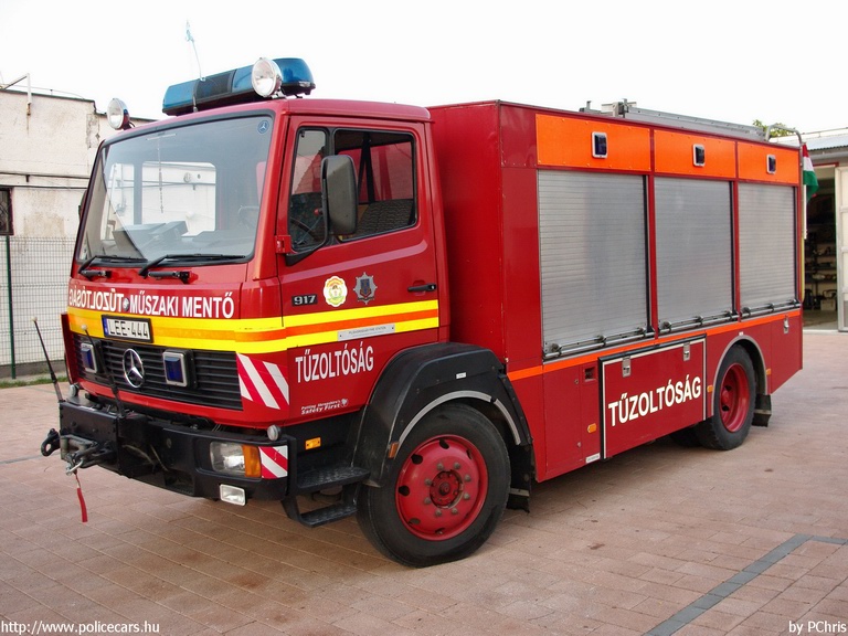 Mercedes-Benz 917, Pilisvörösvári Önkéntes Tûzoltó Egyesület, fotó: PChris
Keywords: tûzoltó tûzoltóság tûzoltóautó ÖTE magyar Magyarország LEE-444 hungarian Hungary fire firetruck