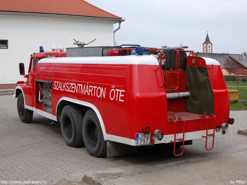 Tatra T148, Szalkszentmártoni Önkéntes Tûzoltó Egyesület, fotó: MBen
Keywords: tûzoltó tûzoltóság tûzoltóautó ÖTE magyar Magyarország JSZ-757 hungarian Hungary fire firetruck