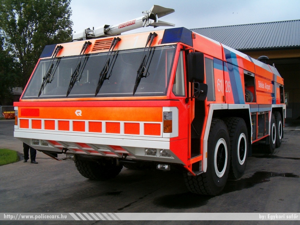 Rosenbauer Simba 8x8 GFLF, Békés Airport, Békéscsaba, fotó: Egykori sofõr
Keywords: magyar Magyarország tûzoltó tûzoltóautó létesítményi tûzoltóság fire firetruck