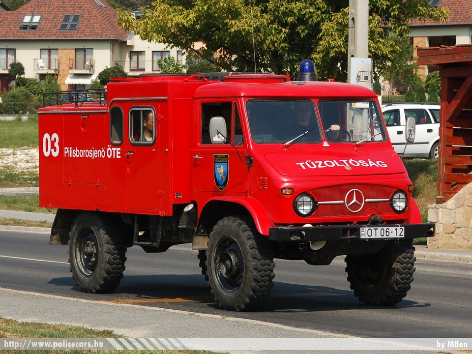 Mercedes-Benz Unimog S404, Pilisborosjenõ Önkéntes Tûzoltó Egyesület, fotó: MBen
Keywords: magyar Magyarország tûzoltó tûzoltóautó tûzoltóság ÖTE OT06-12 fire firetruck