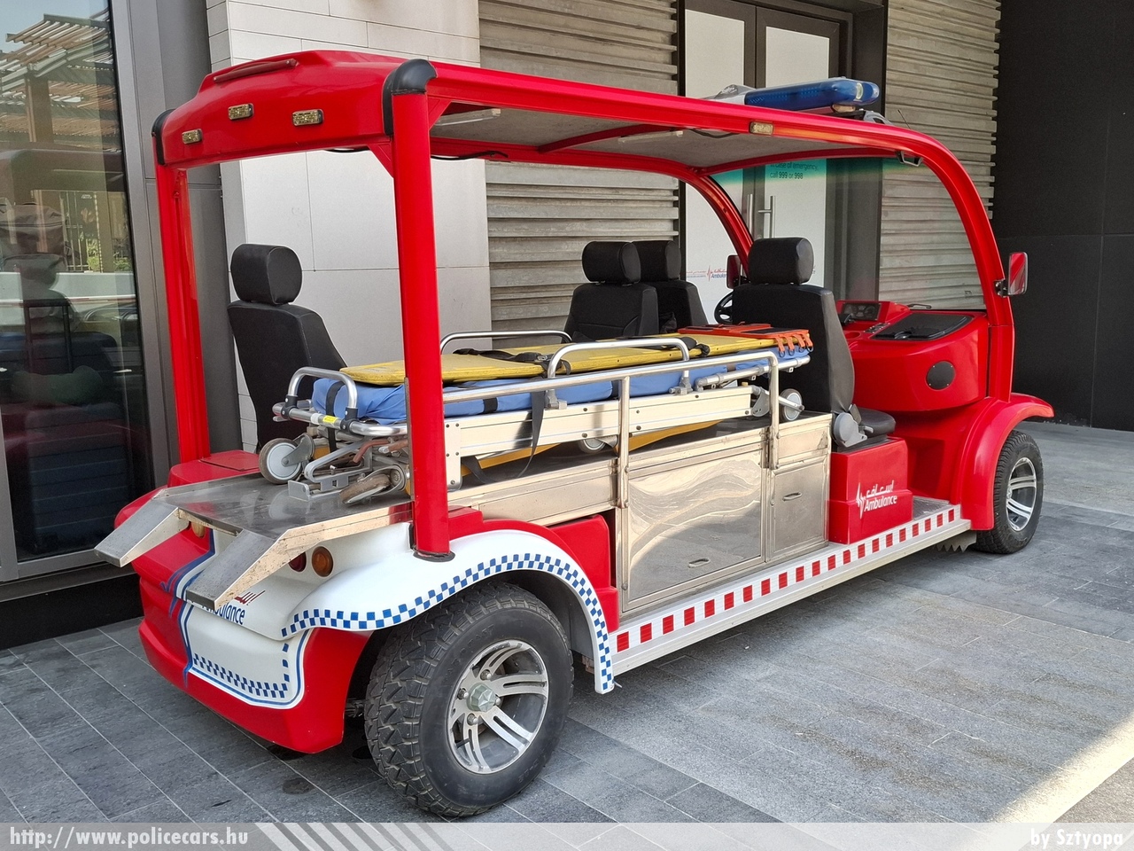 ?, fotó: Sztyopa
Keywords: Egyesült Arab Emirátusok Dubai mentő mentőautó ambulance