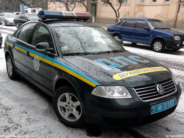 Volkswagen Passat, fotó: balzolt007
Keywords: ukrán Ukrajna rendőr rendőrautó rendőrség police policecar Ukraine ukrainian